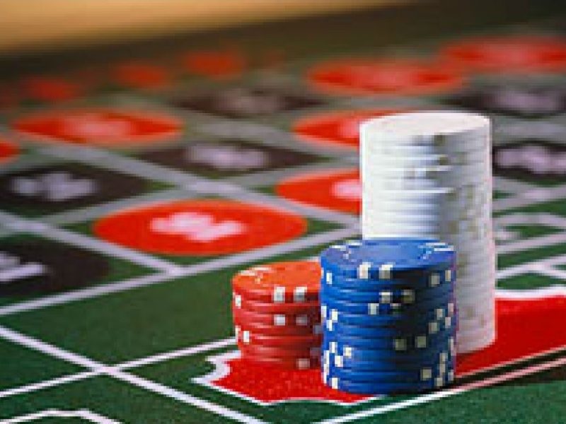 Play Online Roulette in Internet Casinos – Earn More