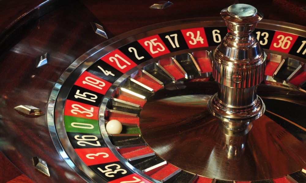 What to do if you encounter any issues while playing at a live casino in Malaysia?